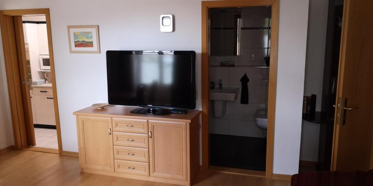 Zentrale Und Strandnahe Ferienwohnung In Kuehlungsborn Ost Екстер'єр фото